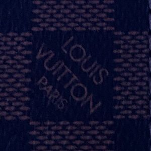 Meet your Posher, Ilai